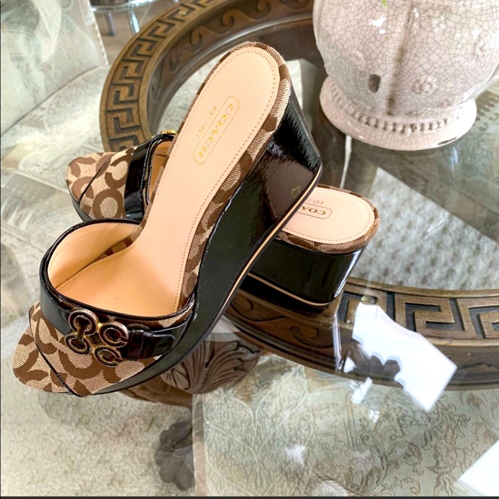 Coach super cute wedges with patent leather heel! Brand new no tags.